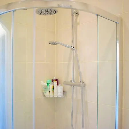 2 Bedroom House Near Centre * Dublín