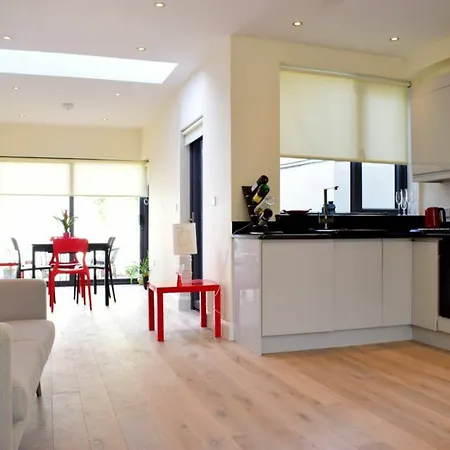 Apartamento 2 Bedroom House Near Centre *